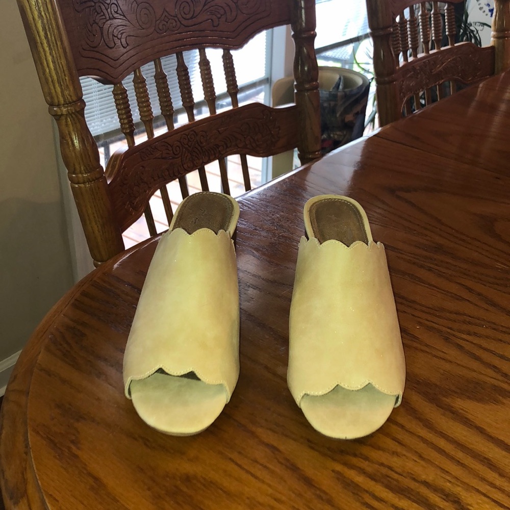 Wedge slip-on, size 10.5
